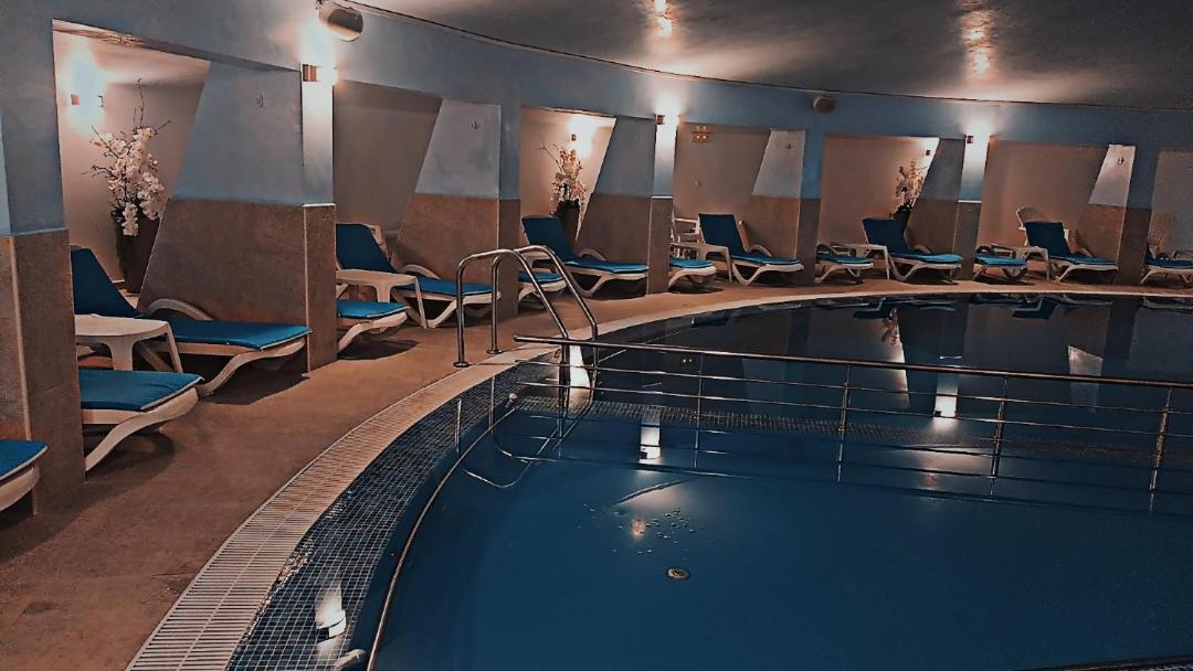 Condor Resort Dulcesti Exterior photo